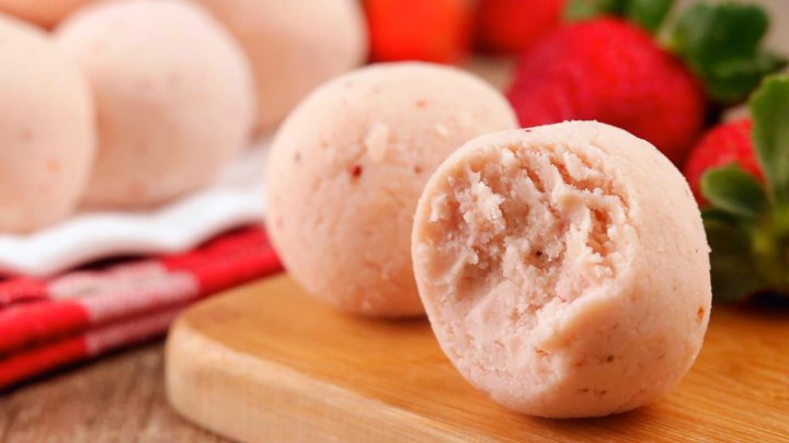 10 Keto Strawberry Cheesecake Fat Bombs