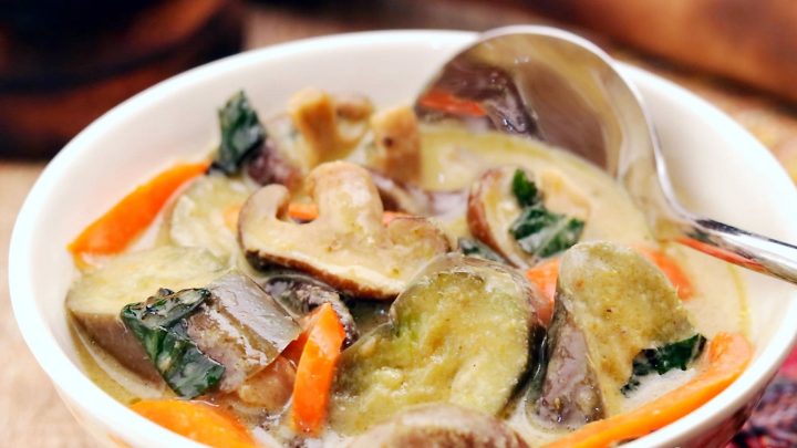 Keto All-Vegetable Thai Green Curry 3 2 All-Vegetable Thai Green Curry